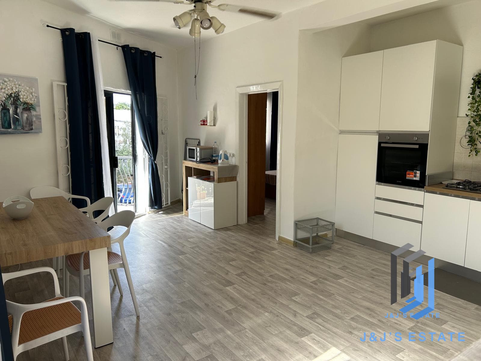 Bright & Modern 1-Bedroom Apartment in Msida · 4