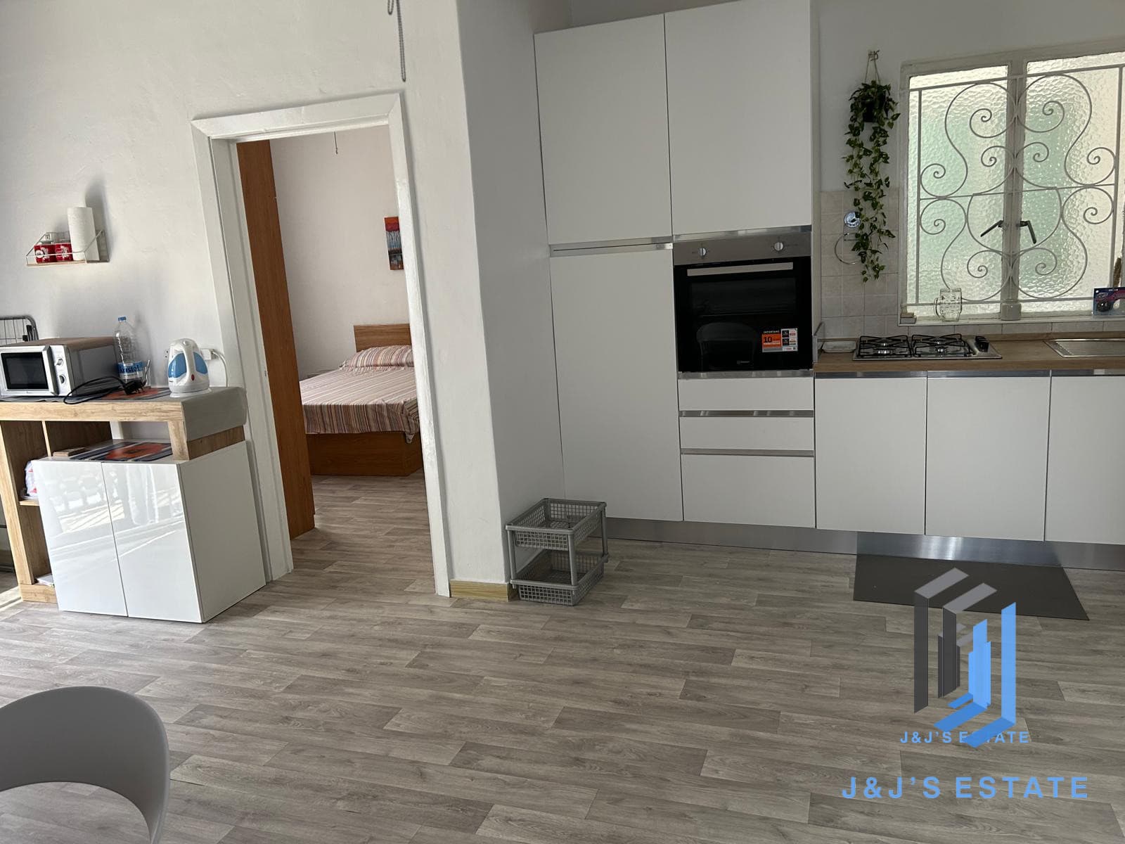 Bright & Modern 1-Bedroom Apartment in Msida · 9