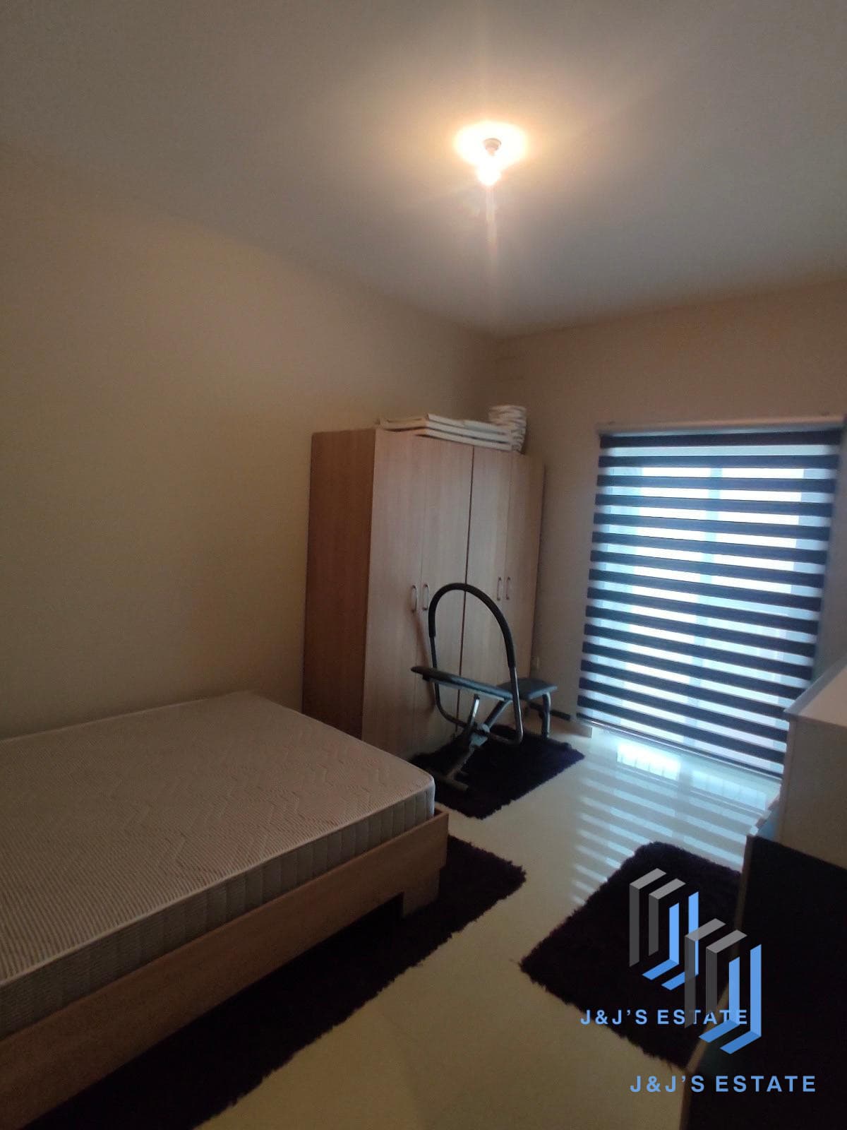 Bright & Spacious 3-Bedroom Apartment in Iklin · 15