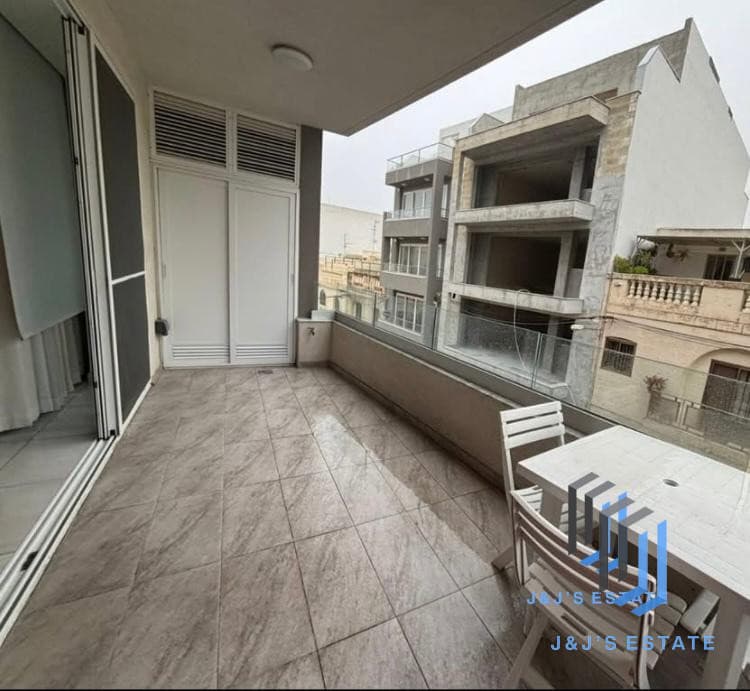 Bright & Spacious 3-Bedroom Apartment in Iklin · 6