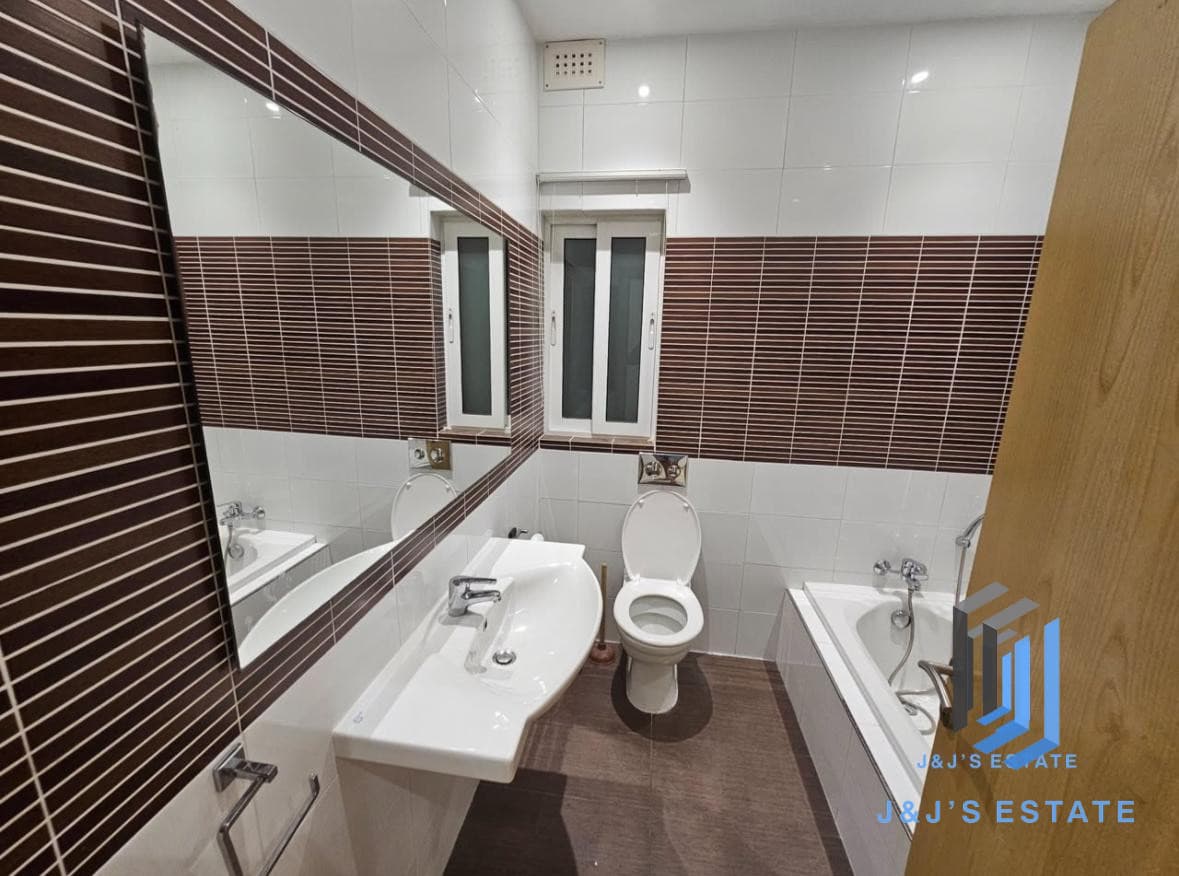Beautiful 3-Bedroom Apartment for Long Let in Balzan · 9