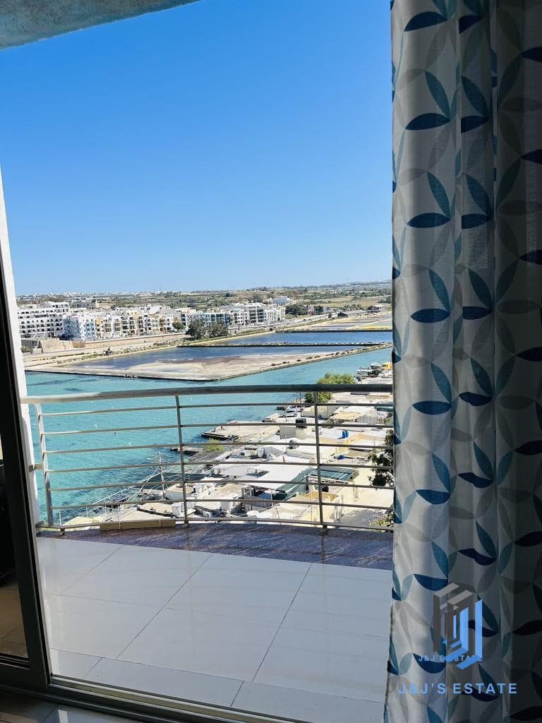 2-Bedroom Seaview Penthouse in Qawra · 6