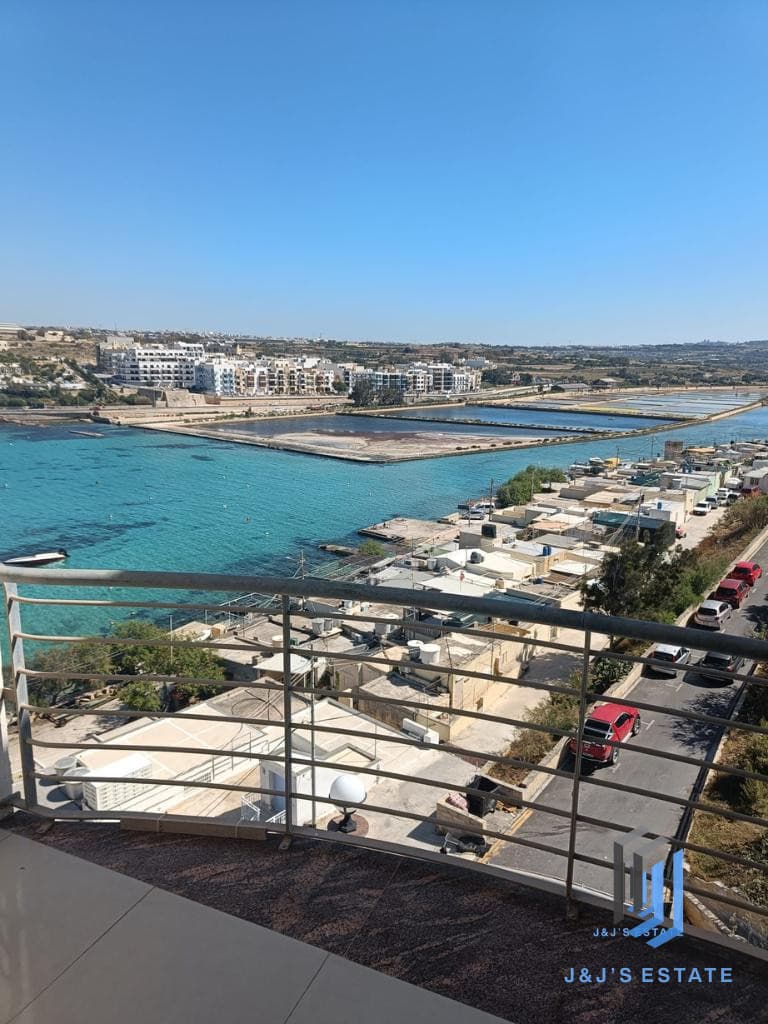 2-Bedroom Seaview Penthouse in Qawra · 8
