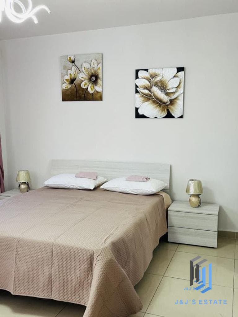 2-Bedroom Seaview Penthouse in Qawra · 10