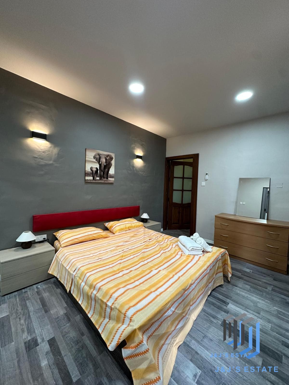Modern 2-Bedroom Apartment in the Heart of Sliema · 5