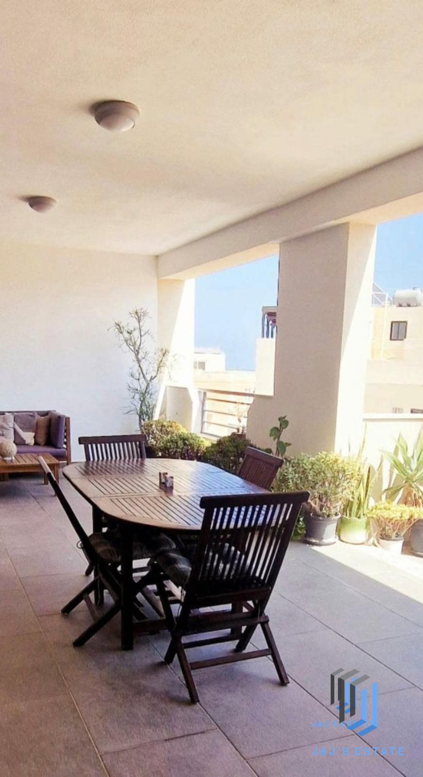 Bright & Spacious 3-Bedroom Apartment in Kalkara · 7