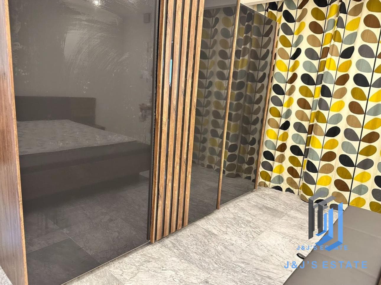 Modern 2-Bedroom Penthouse in Central Sliema · 14