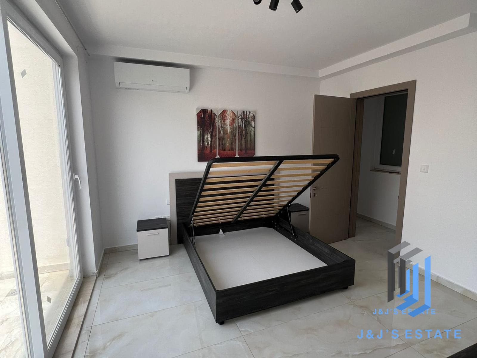 Brand New 3-Bedroom Corner Apartment in Ta' Giorni · 4