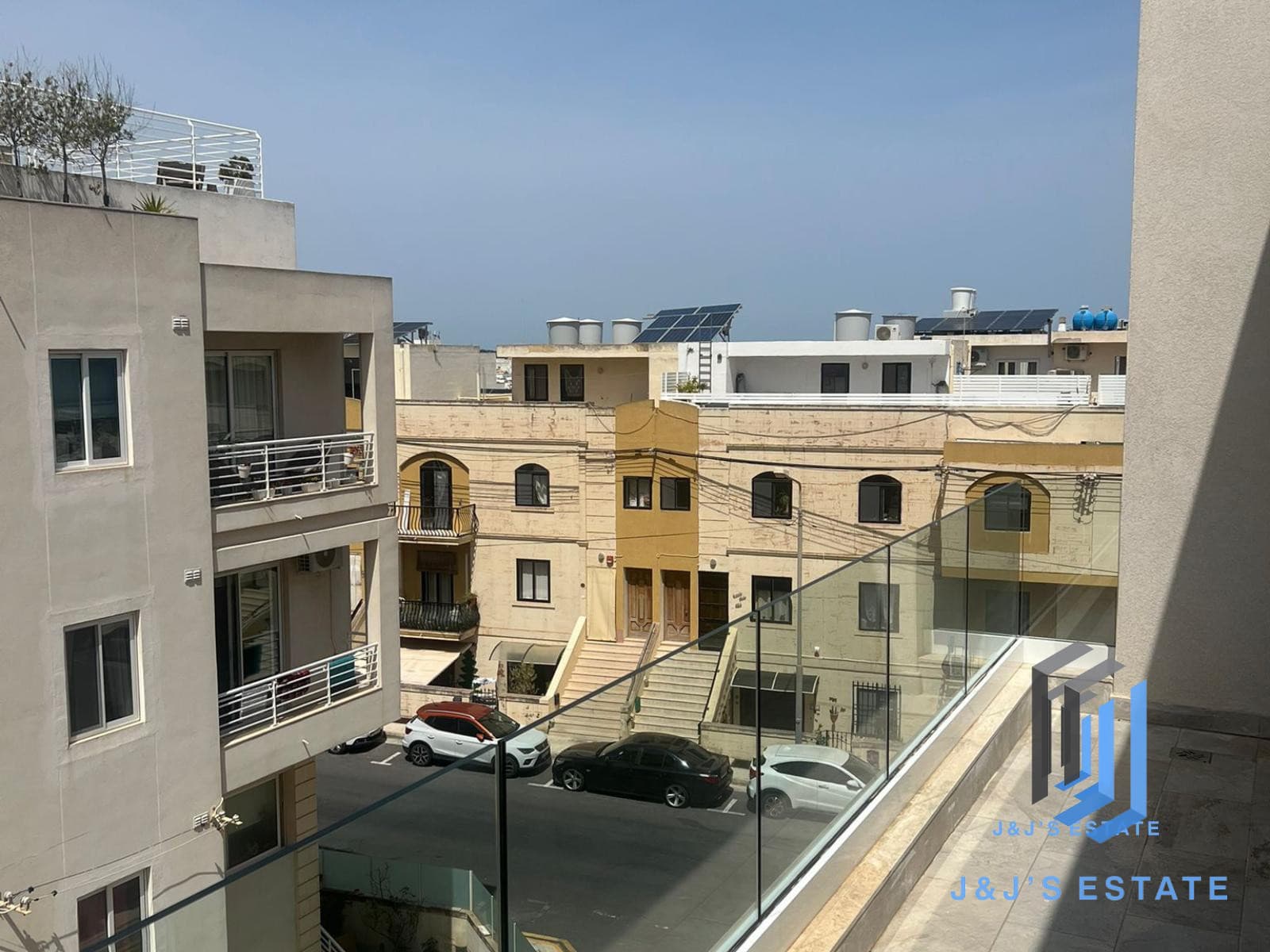 Brand New 3-Bedroom Corner Apartment in Ta' Giorni · 10