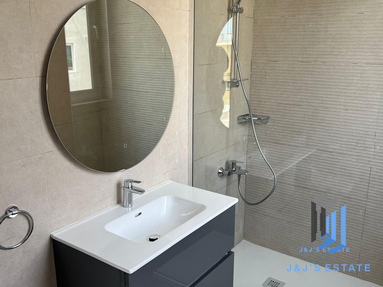 Brand New 3-Bedroom Corner Apartment in Ta' Giorni · 12
