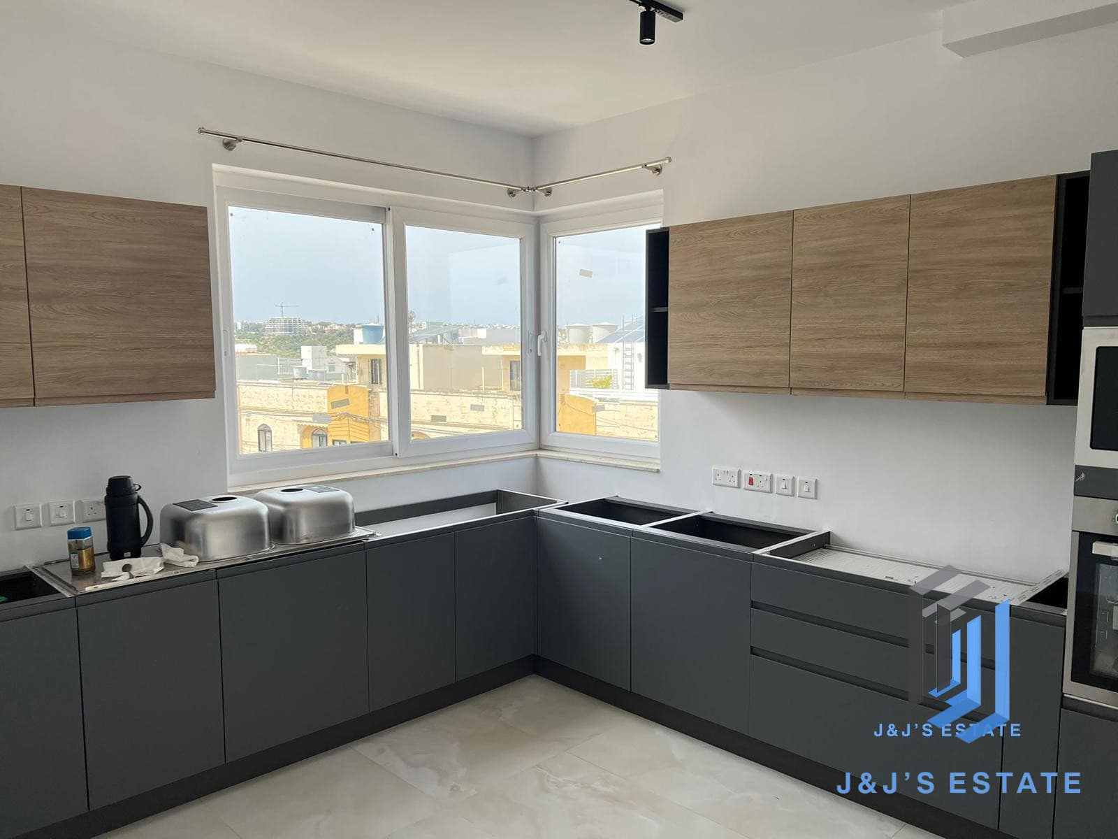 Brand New 3-Bedroom Corner Apartment in Ta' Giorni · 15