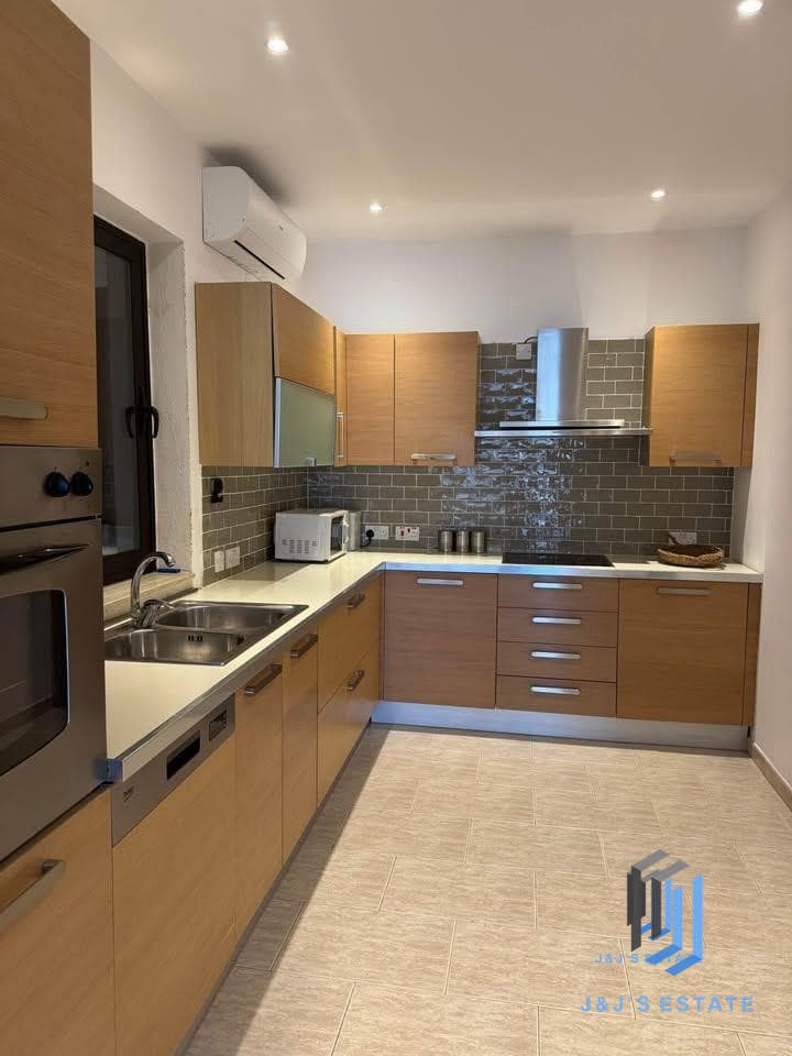 Modern 3-Bedroom Apartment in Sliema with Sea Views · 3
