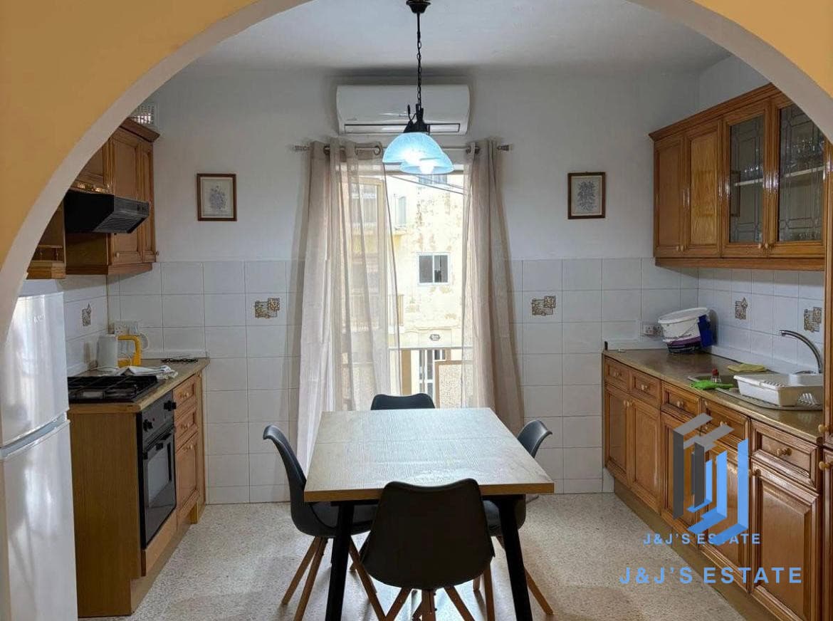 Brand New 3-Bedroom Apartment in Bugibba · 1