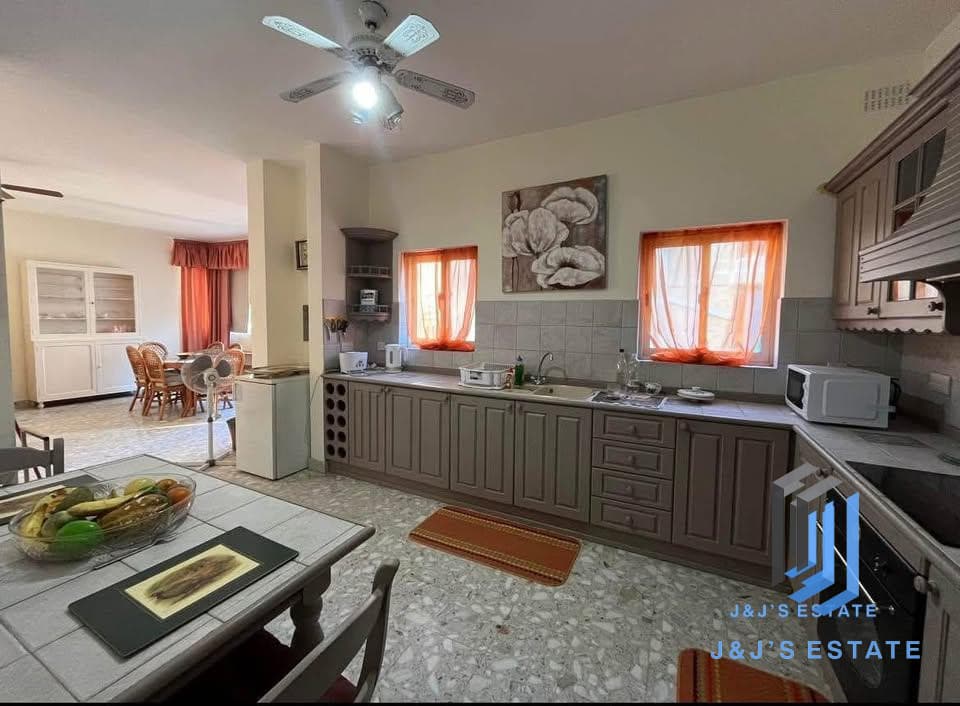 Furnished 2-Bedroom Apartment in Sliema · 14