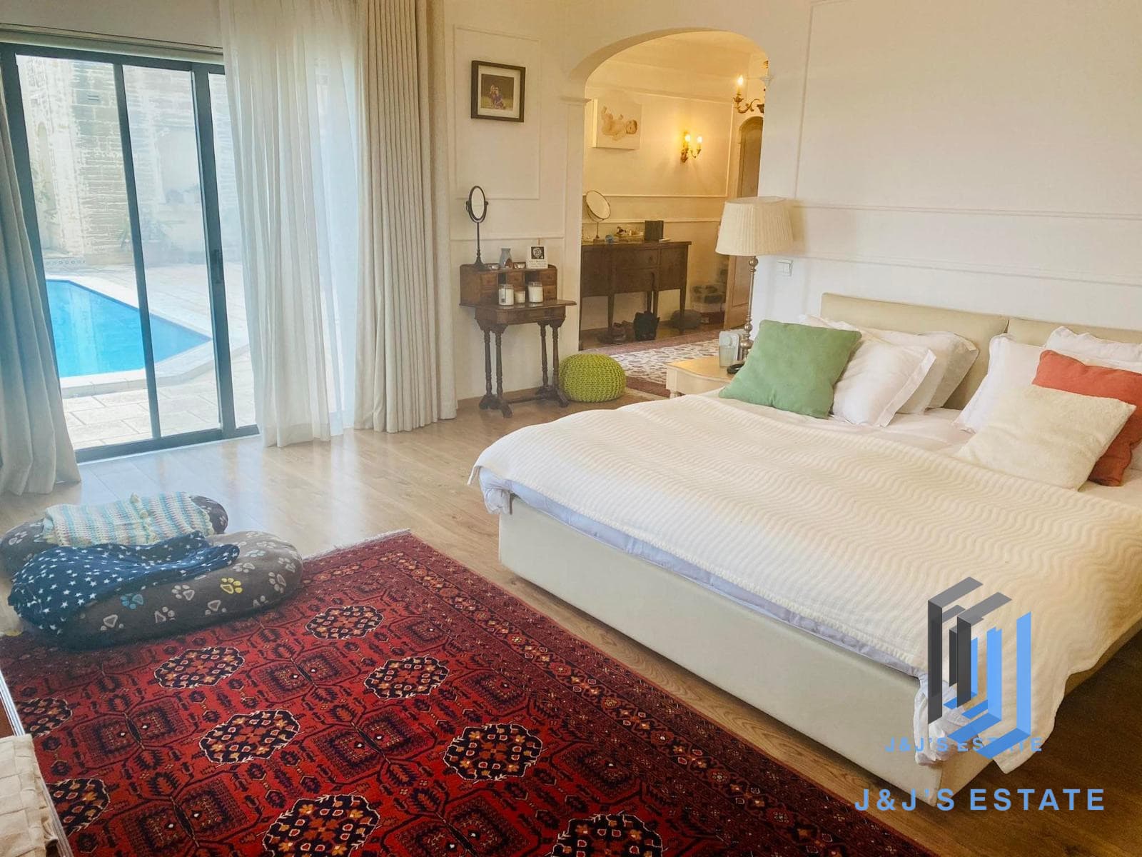 Fully Detached Villa with Spectacular Sea Views – Madliena · 2