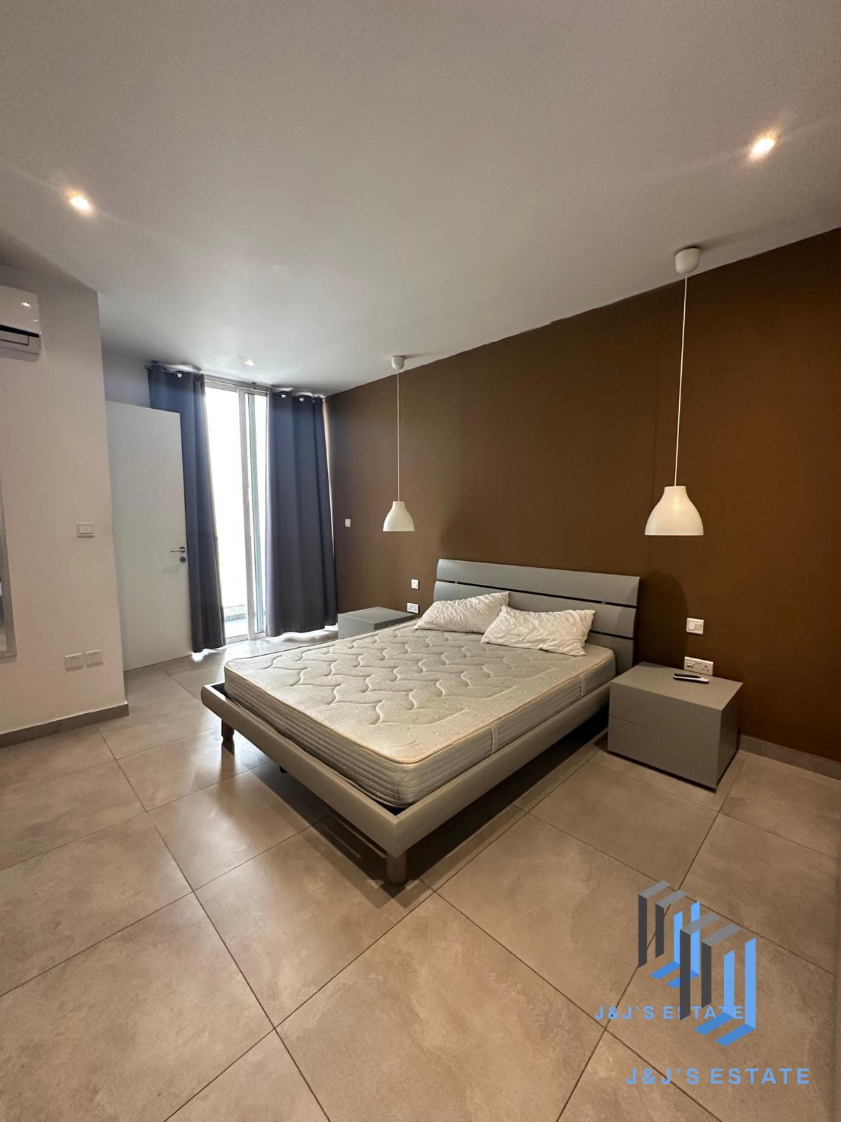 Modern 1st Floor Apartment in Central Gzira · 2