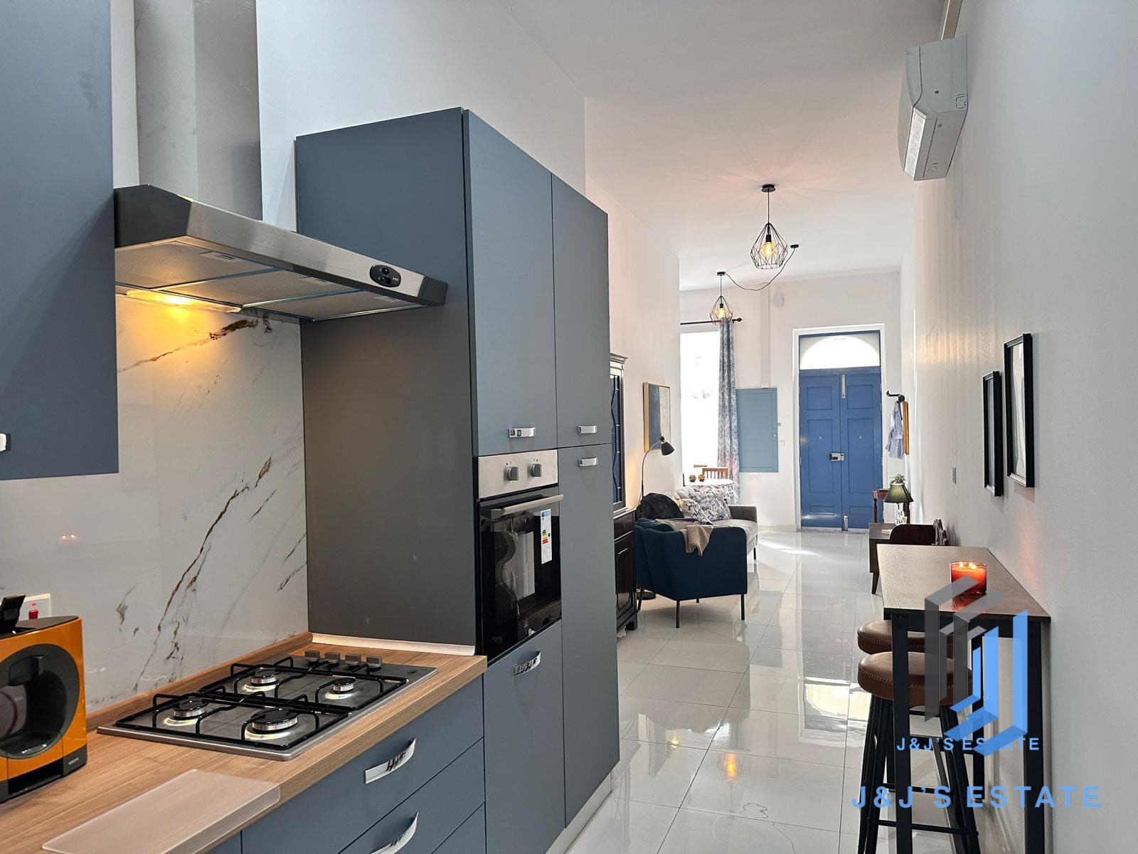 Modern 1-Bedroom Apartment in St Julian's · 5