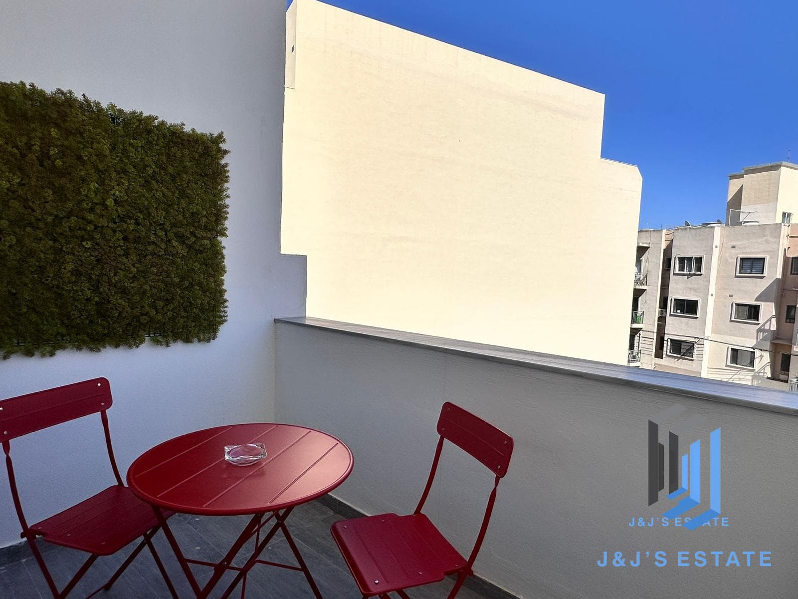 Modern 1-Bedroom Apartment in St Julian's · 7