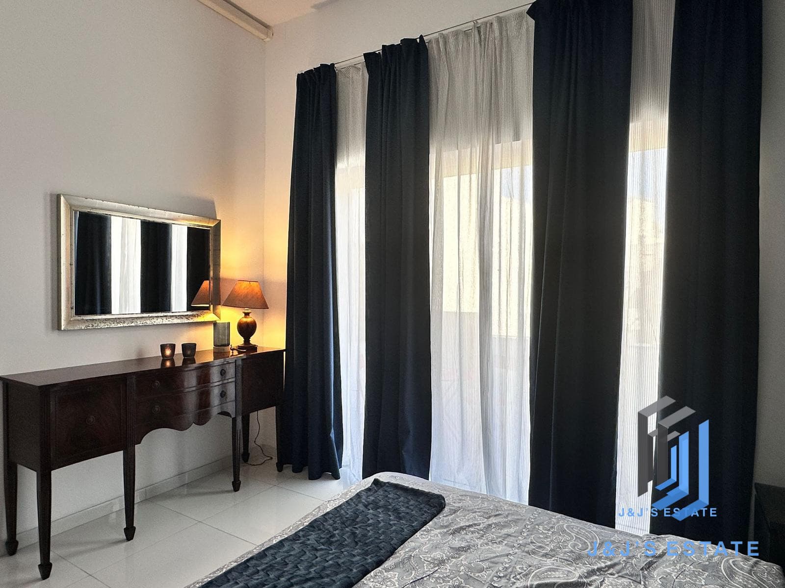 Modern 1-Bedroom Apartment in St Julian's · 10