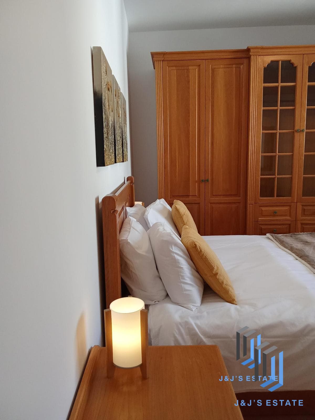 Modern 2-Bedroom Apartment in Swieqi · 18