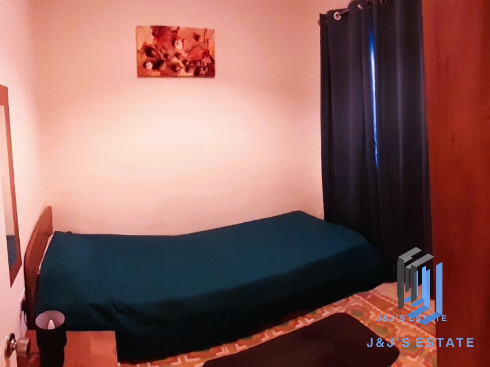 Spacious 3-Bedroom Apartment in Central Sliema · 7