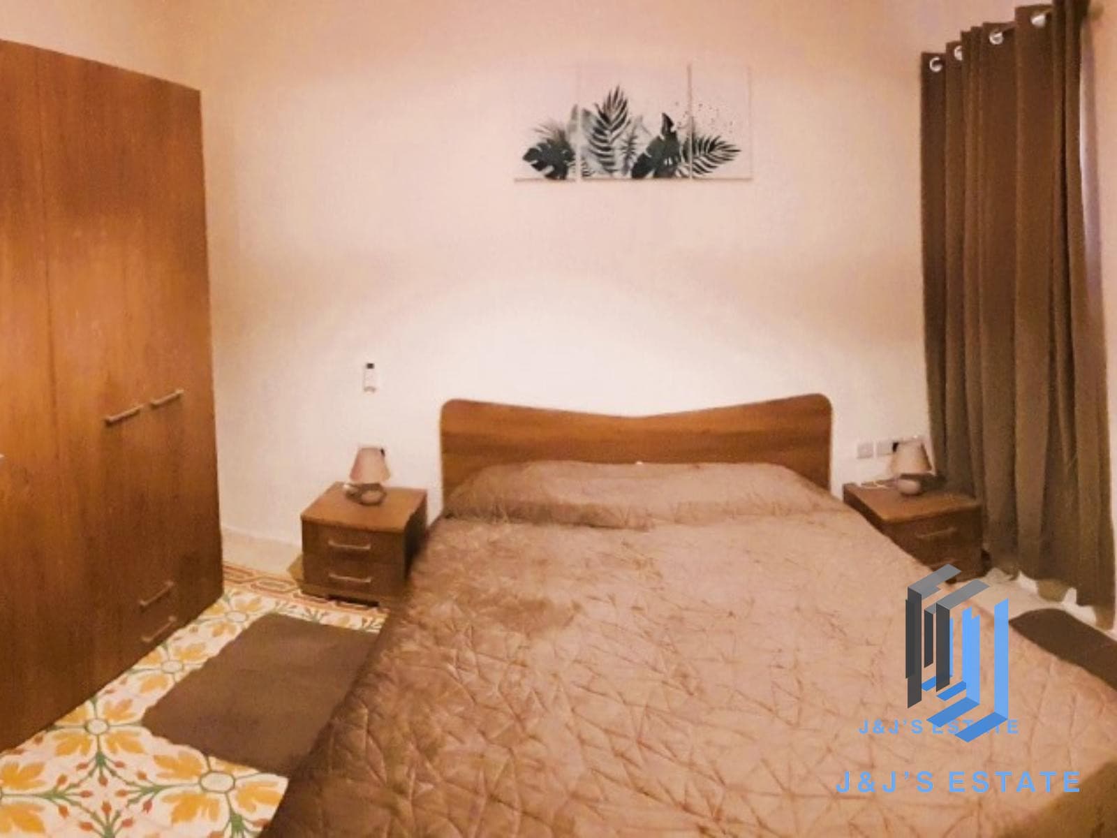 Spacious 3-Bedroom Apartment in Central Sliema · 10