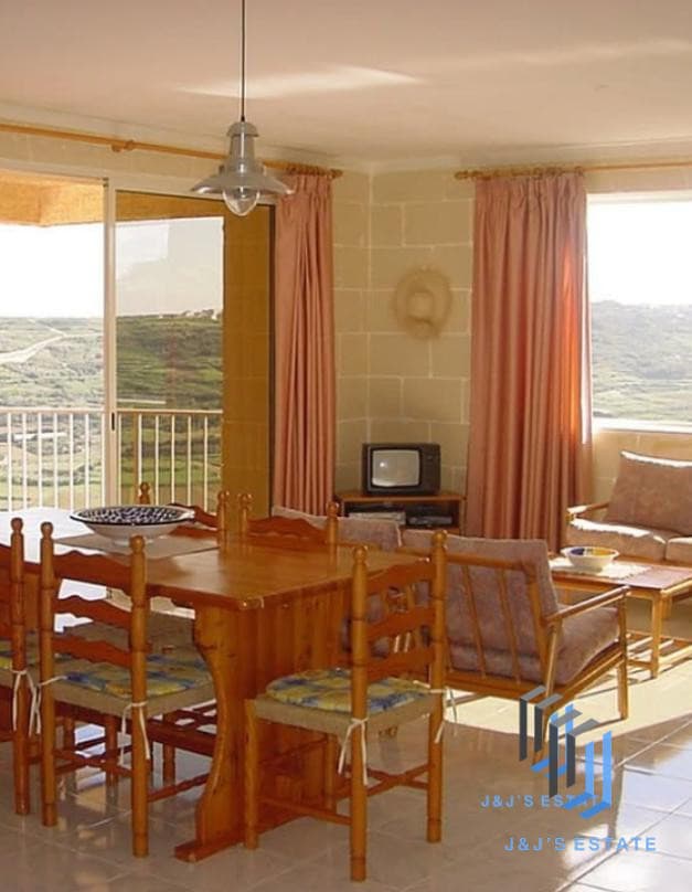 Charming 3-Bedroom Apartment in Xaghra, Gozo · 6