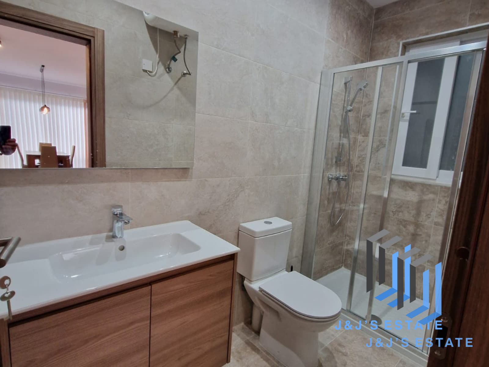 Fully Furnished Apartment with Three Bedrooms in Attard · 11