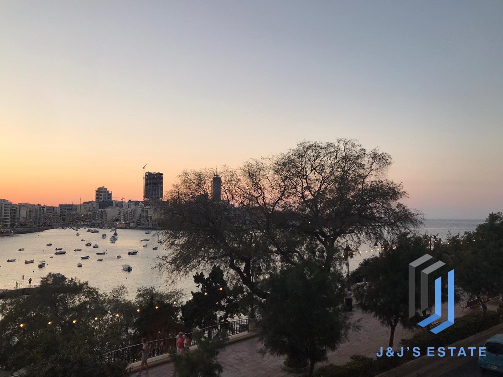 Modern Seafront 3-Bedroom Apartment with Car Space · 5