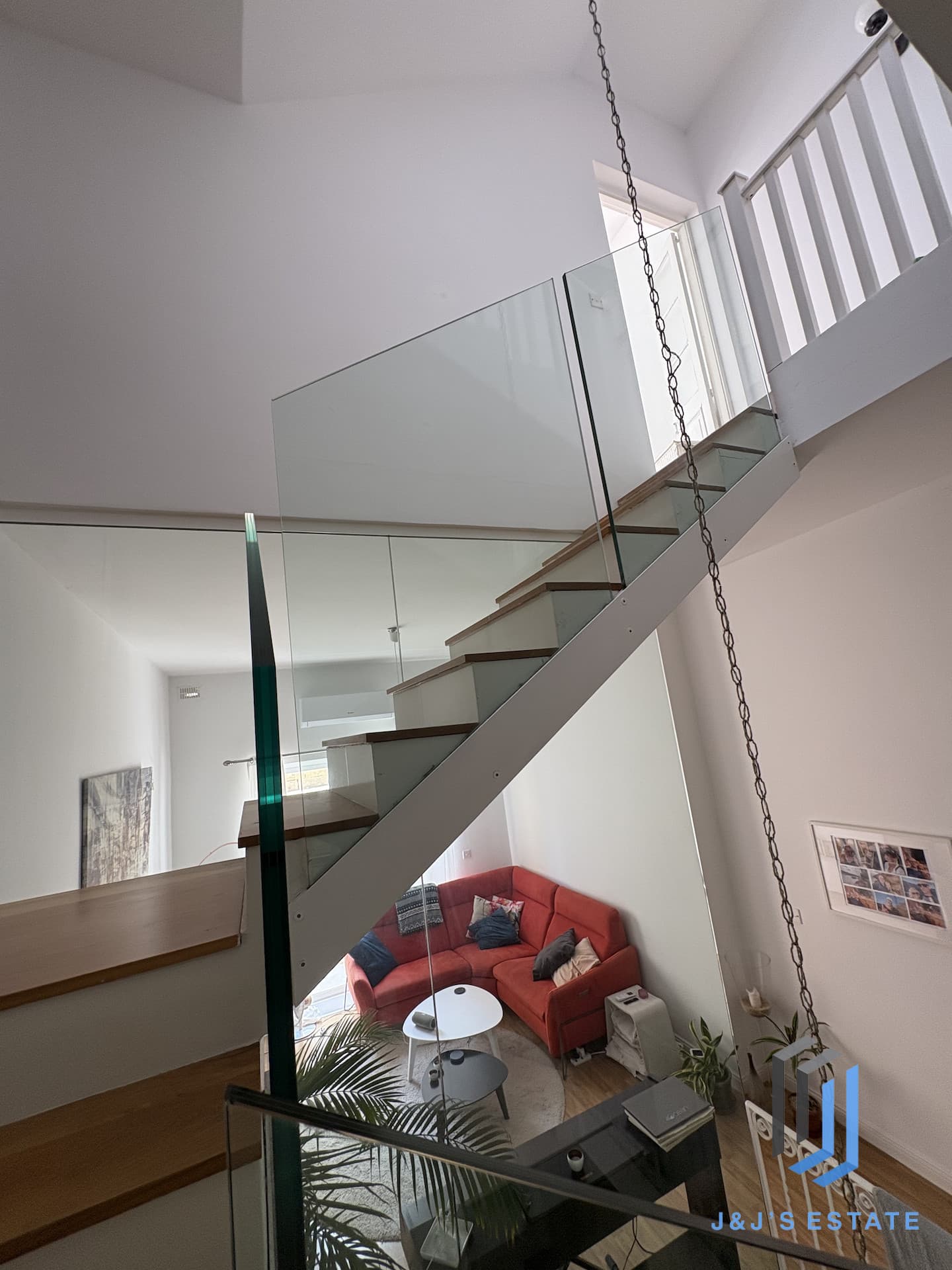 Elegant 4-Bedroom Townhouse with Courtyard and Roof Terrace in Sliema · 17