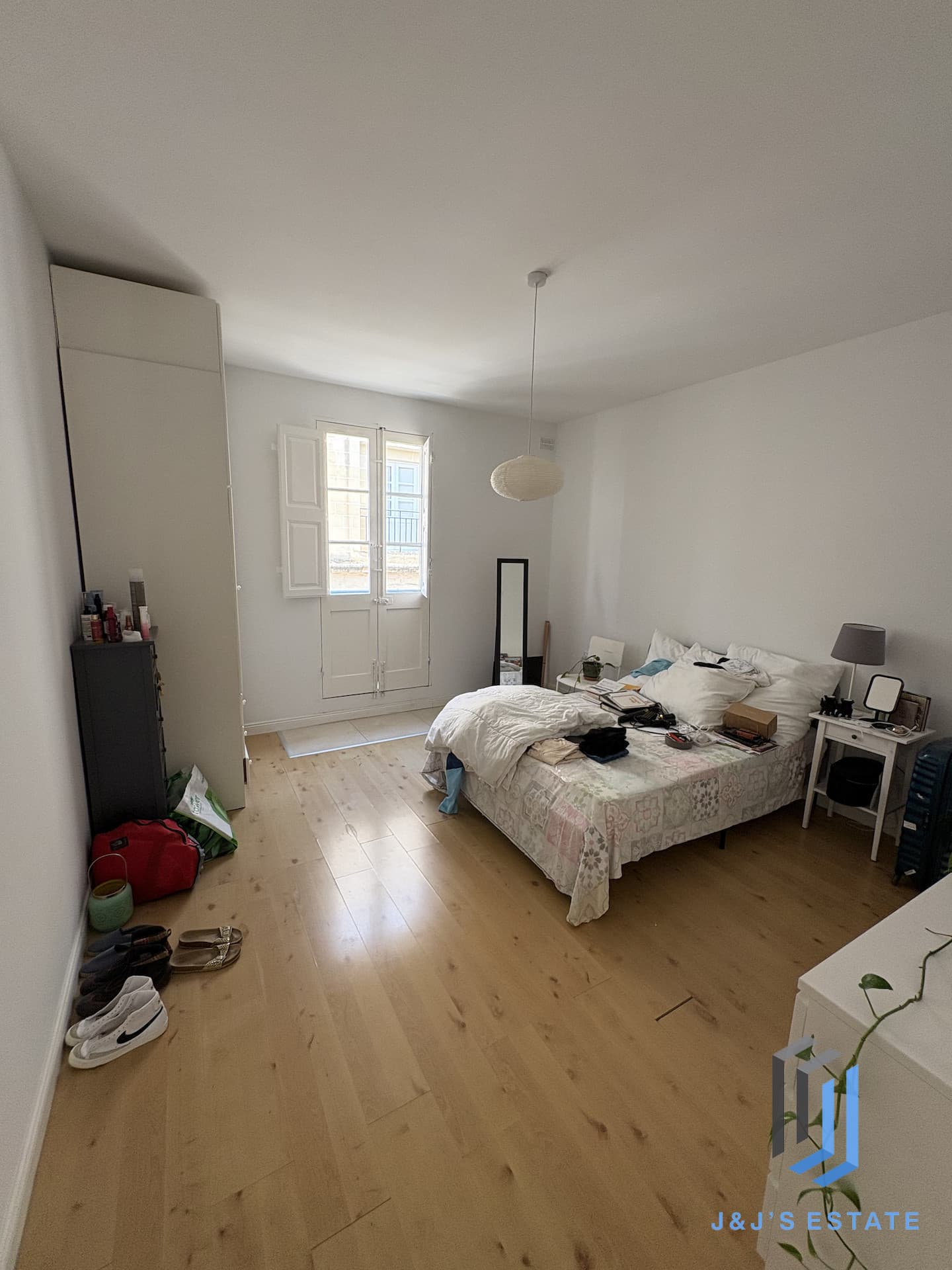 Elegant 4-Bedroom Townhouse with Courtyard and Roof Terrace in Sliema · 20