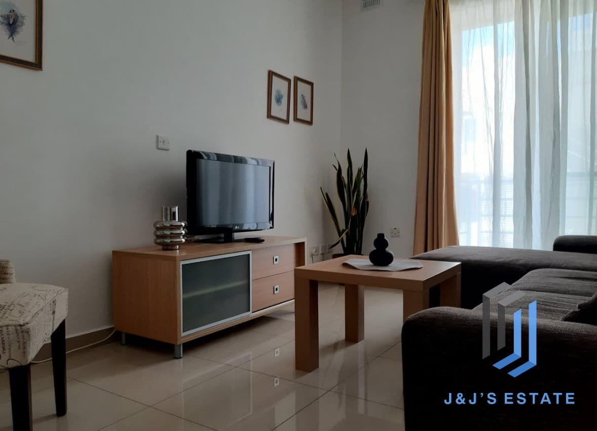 Modern Two Bedroom Apartment in St Julian's · 4