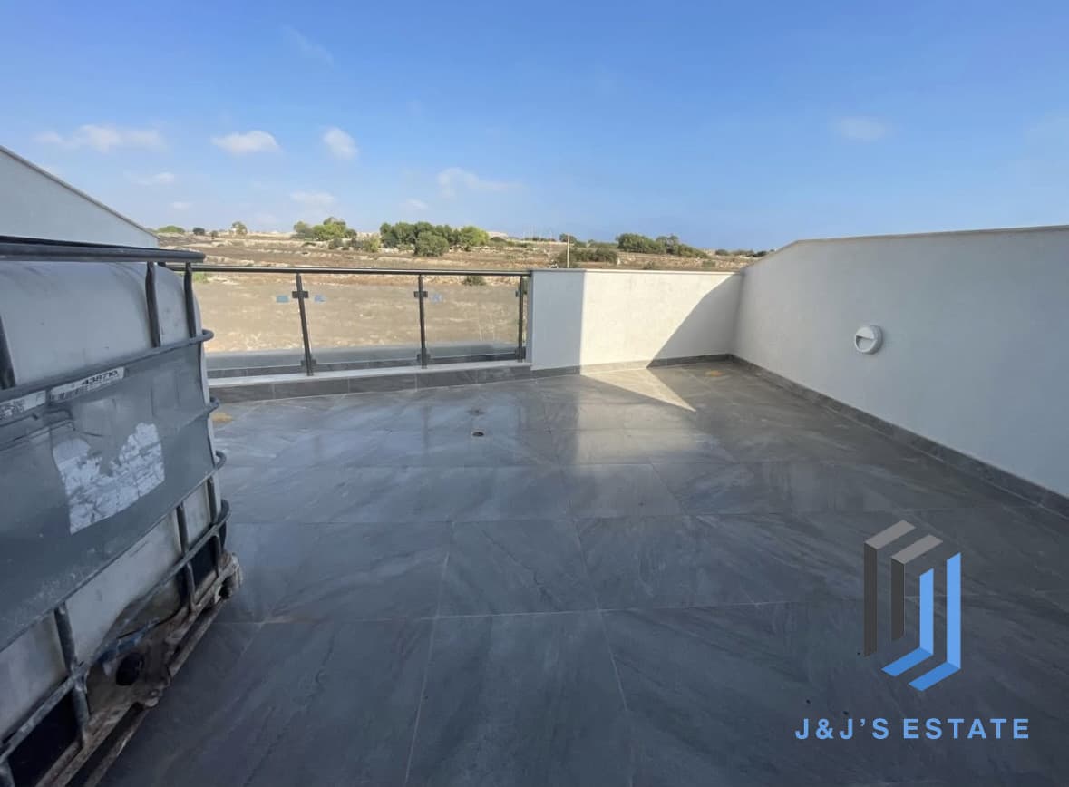 Fully Furnished Two Bedroom Apartment in Coastal Area · 3