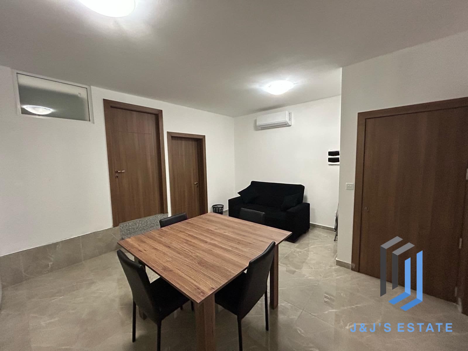 2 Bedroom Apartment in Swieqi