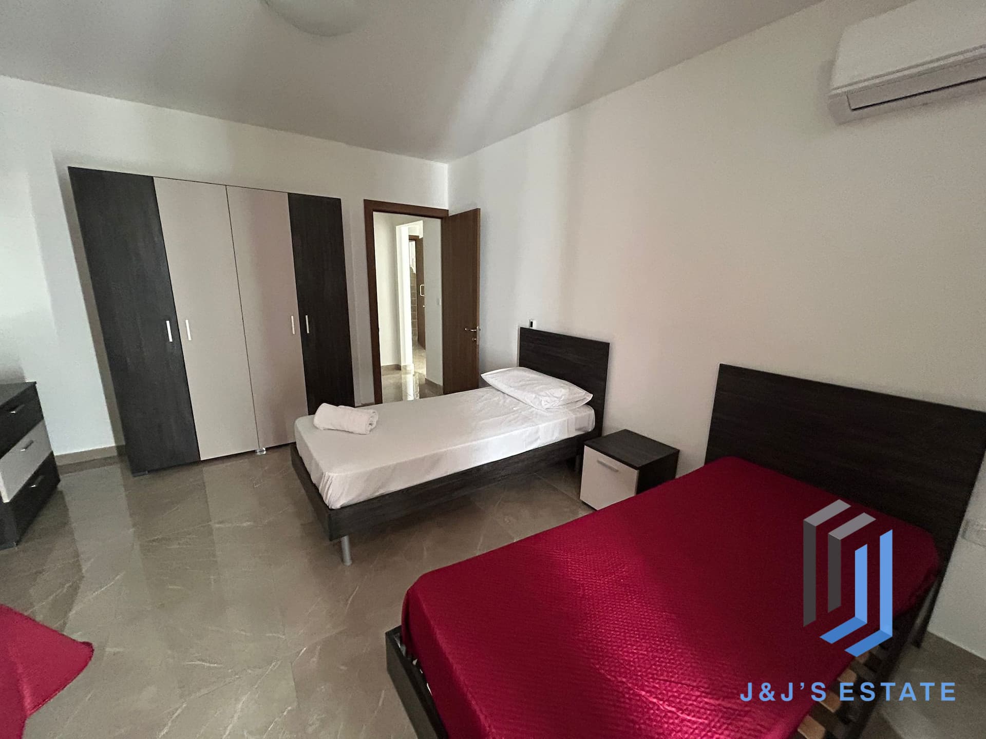 2 Bedroom Apartment in Swieqi · 2