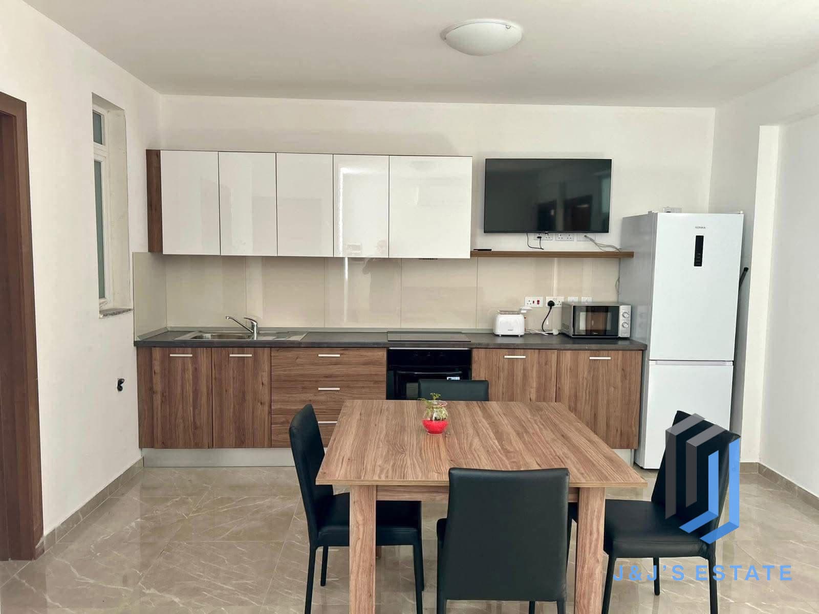 2-Bedroom Apartment in Swieqi · 2