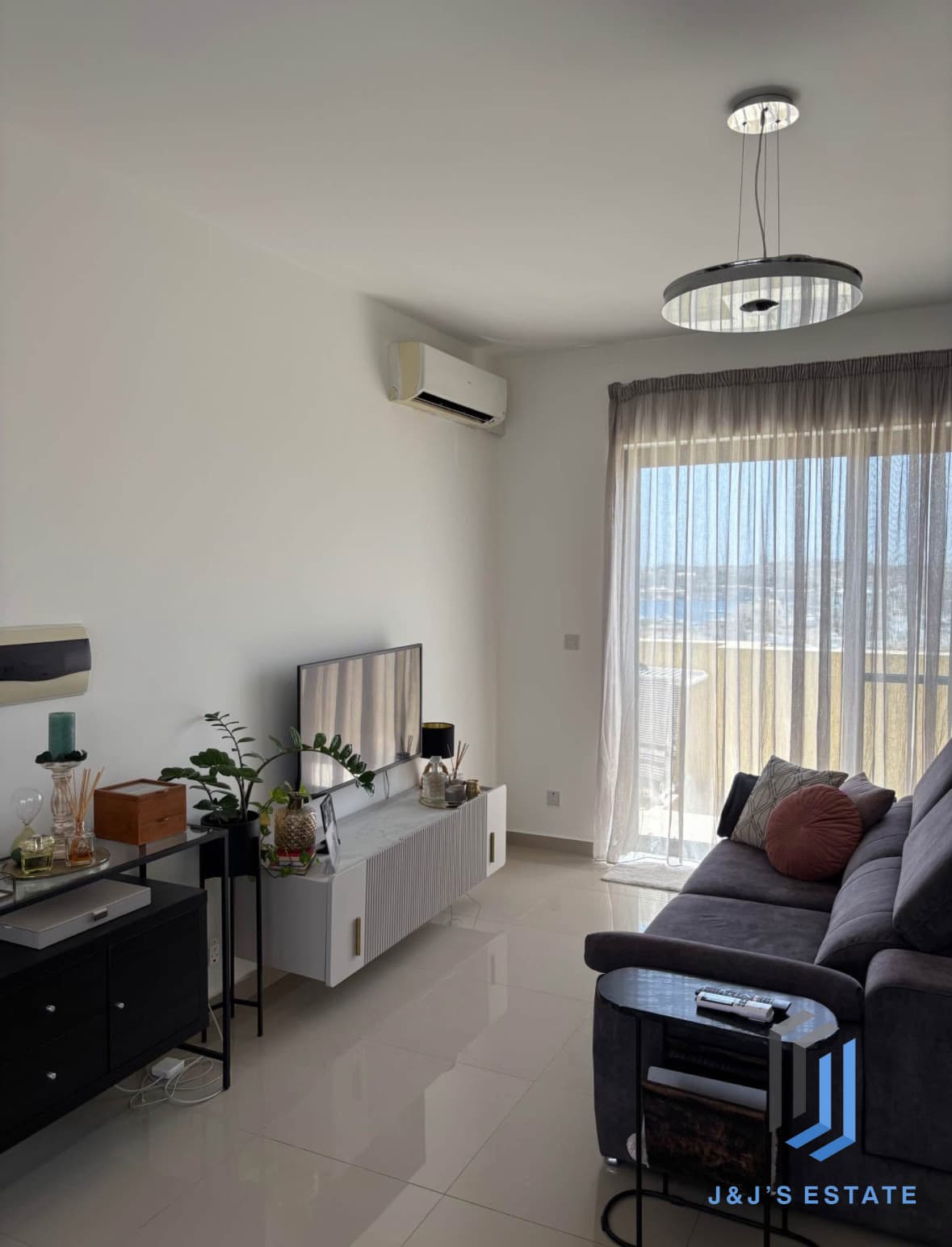One Bedroom Apartment to Rent in Vibrant Sliema · 2