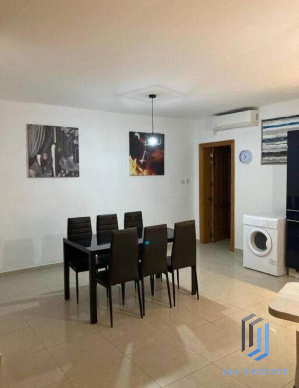 Fully Furnished Two Bedroom Apartment in Central Pieta · 4