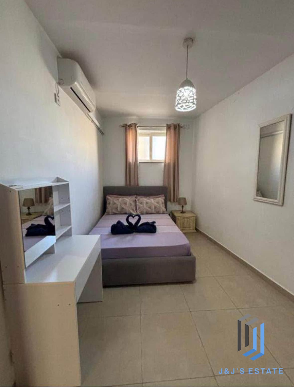 Fully Furnished Two Bedroom Apartment in Central Pieta · 7