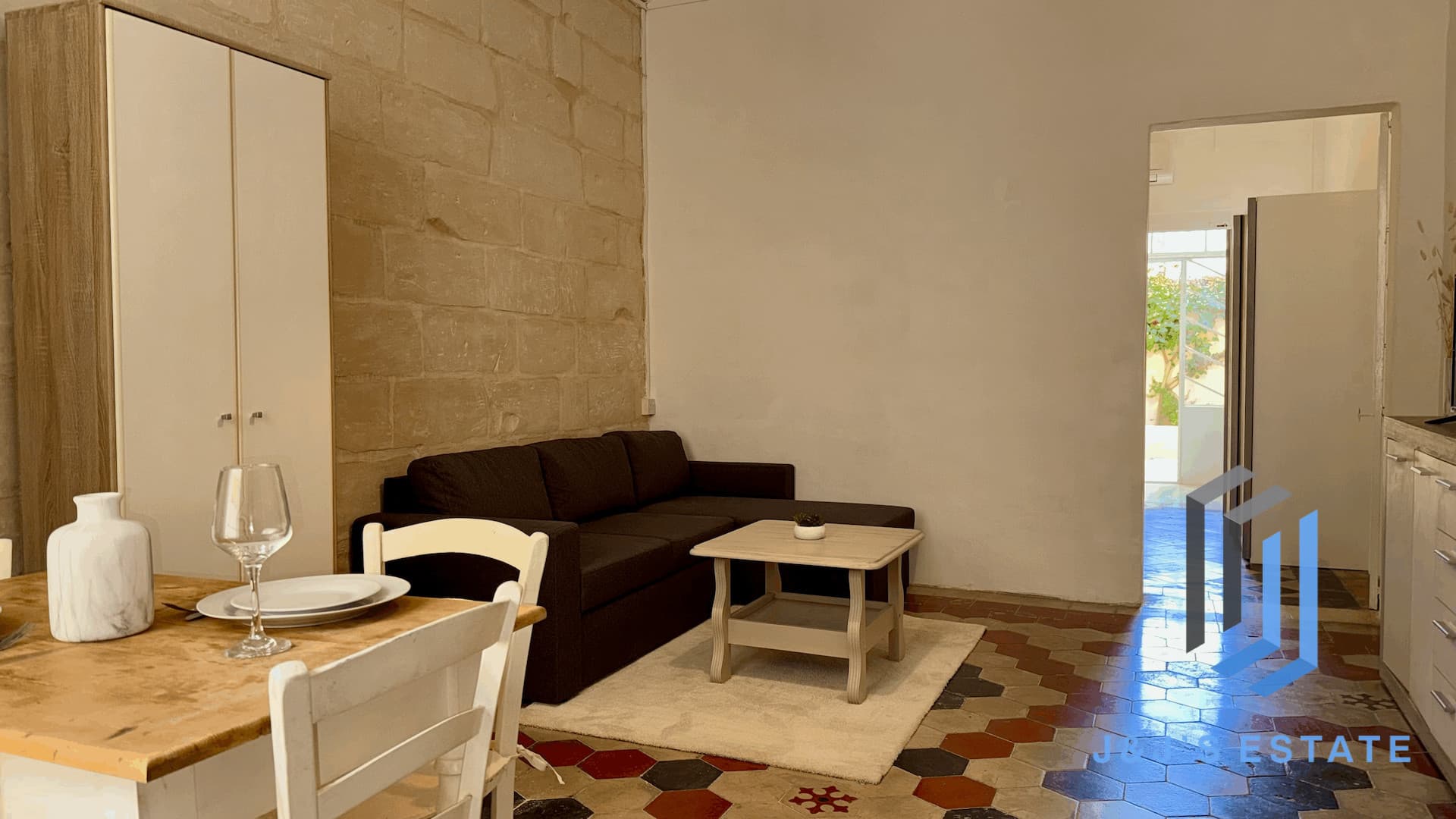 Fully Furnished Maisonette with One Bedroom in Lively St Julian's · 2