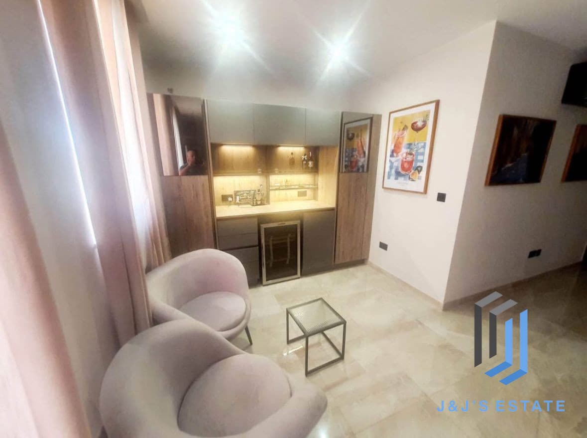 Modern 2 Bedroom Apartment in Mosta · 4