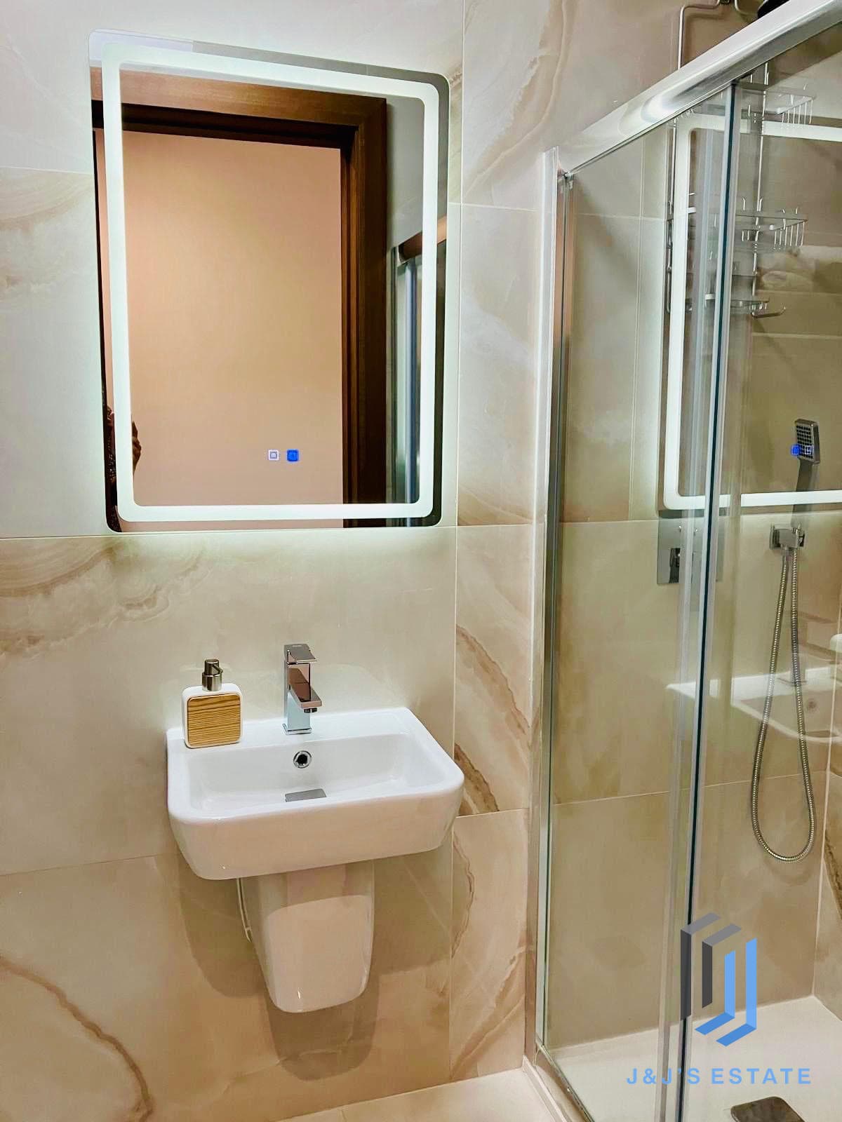 Two Bedroom Apartment for Rent Spacious Interior · 6