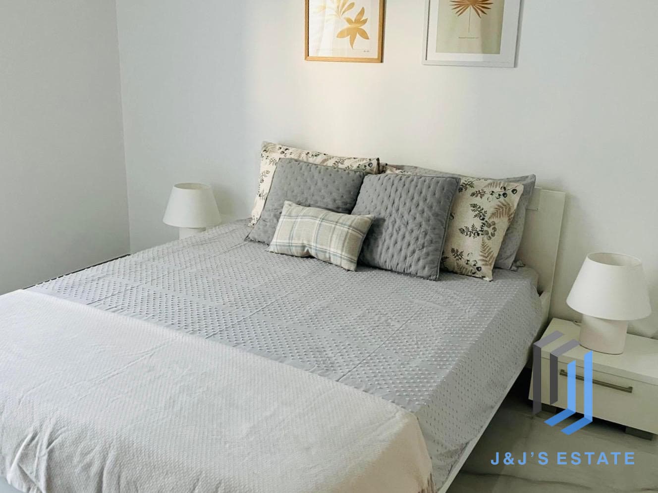 Two Bedroom Apartment for Rent Spacious Interior · 4