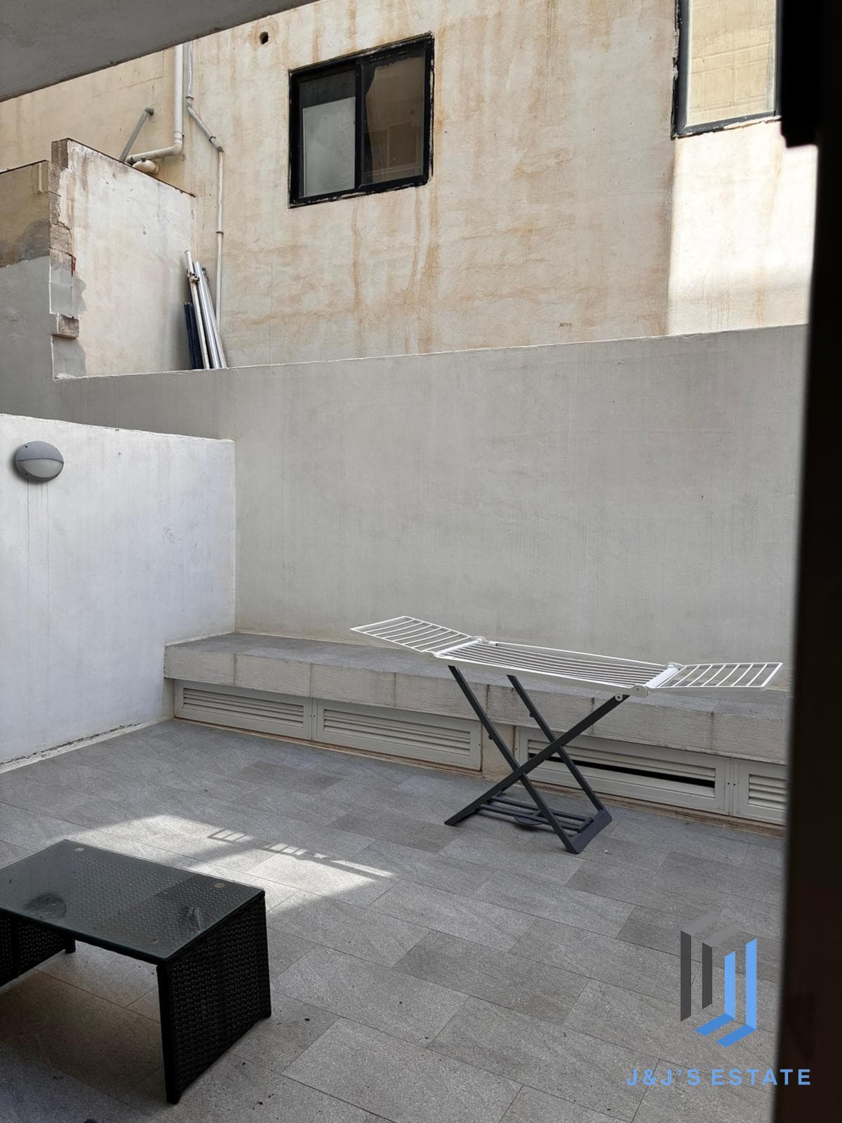 Fully Furnished Maisonette in Central Gzira · 13