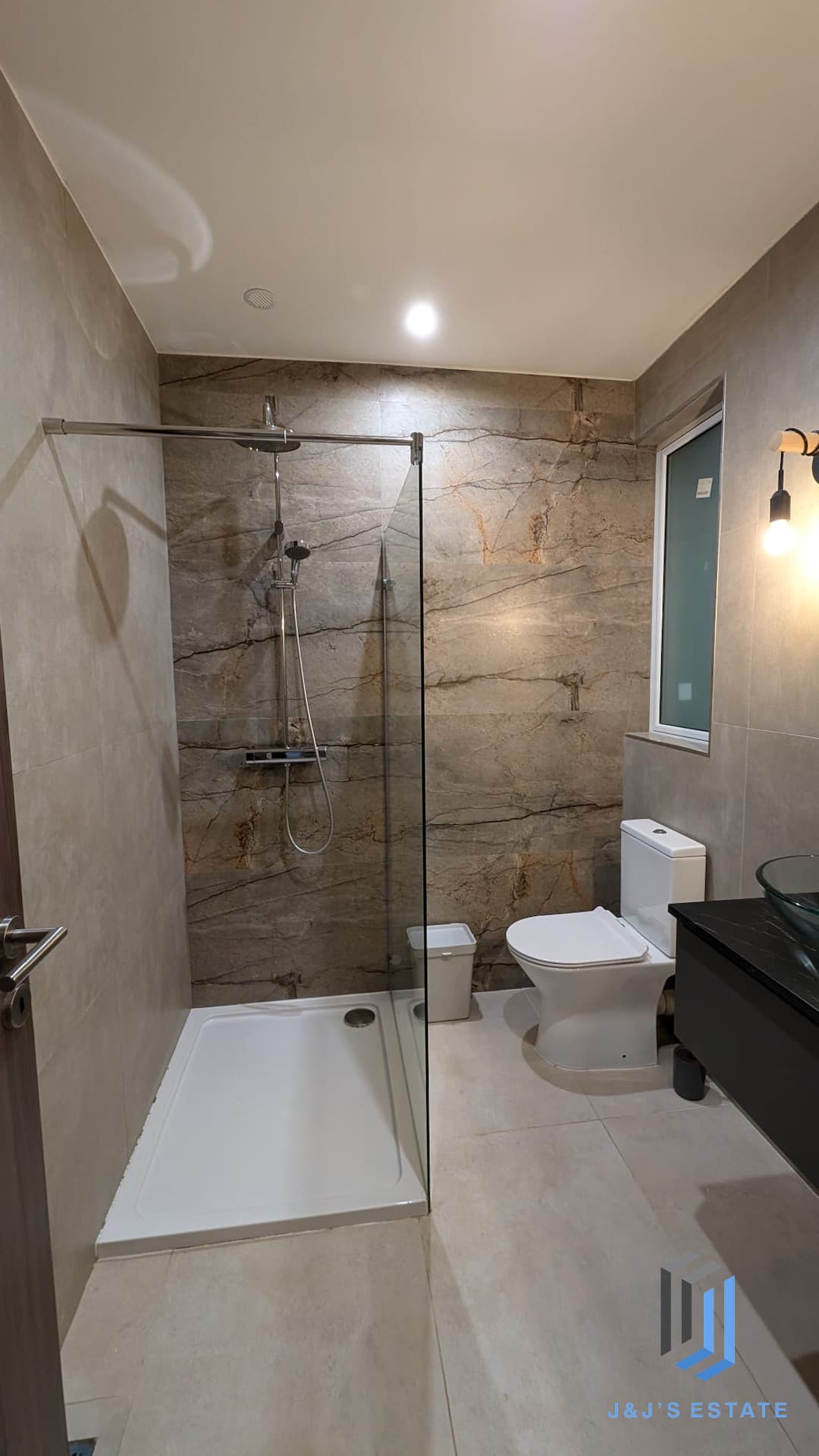 Swieqi | Modern 3 Bedroom with Terrace · 9