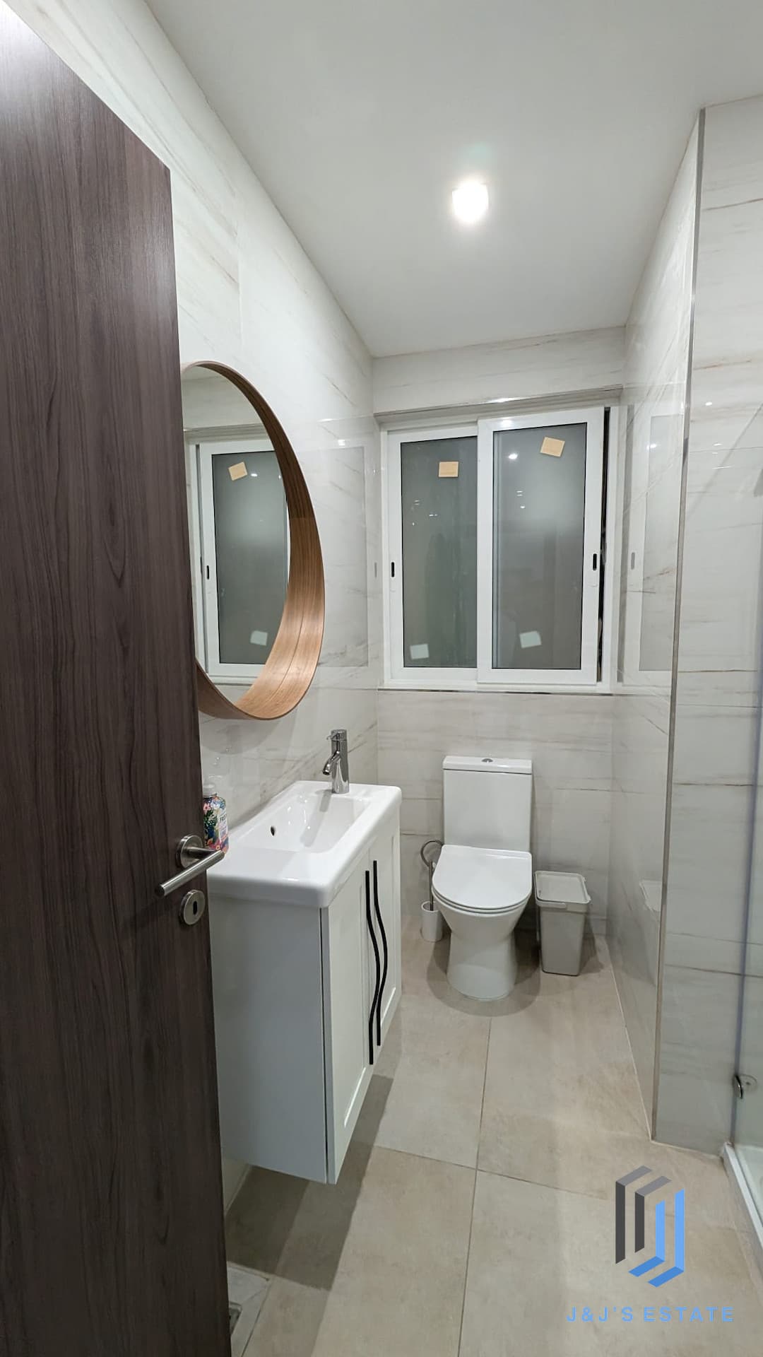 Swieqi | Modern 3 Bedroom with Terrace · 17