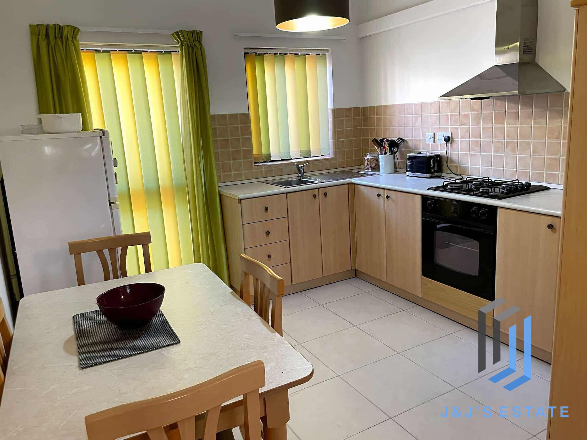 Spacious 2 Bedroom Apartment in Fgura · 2