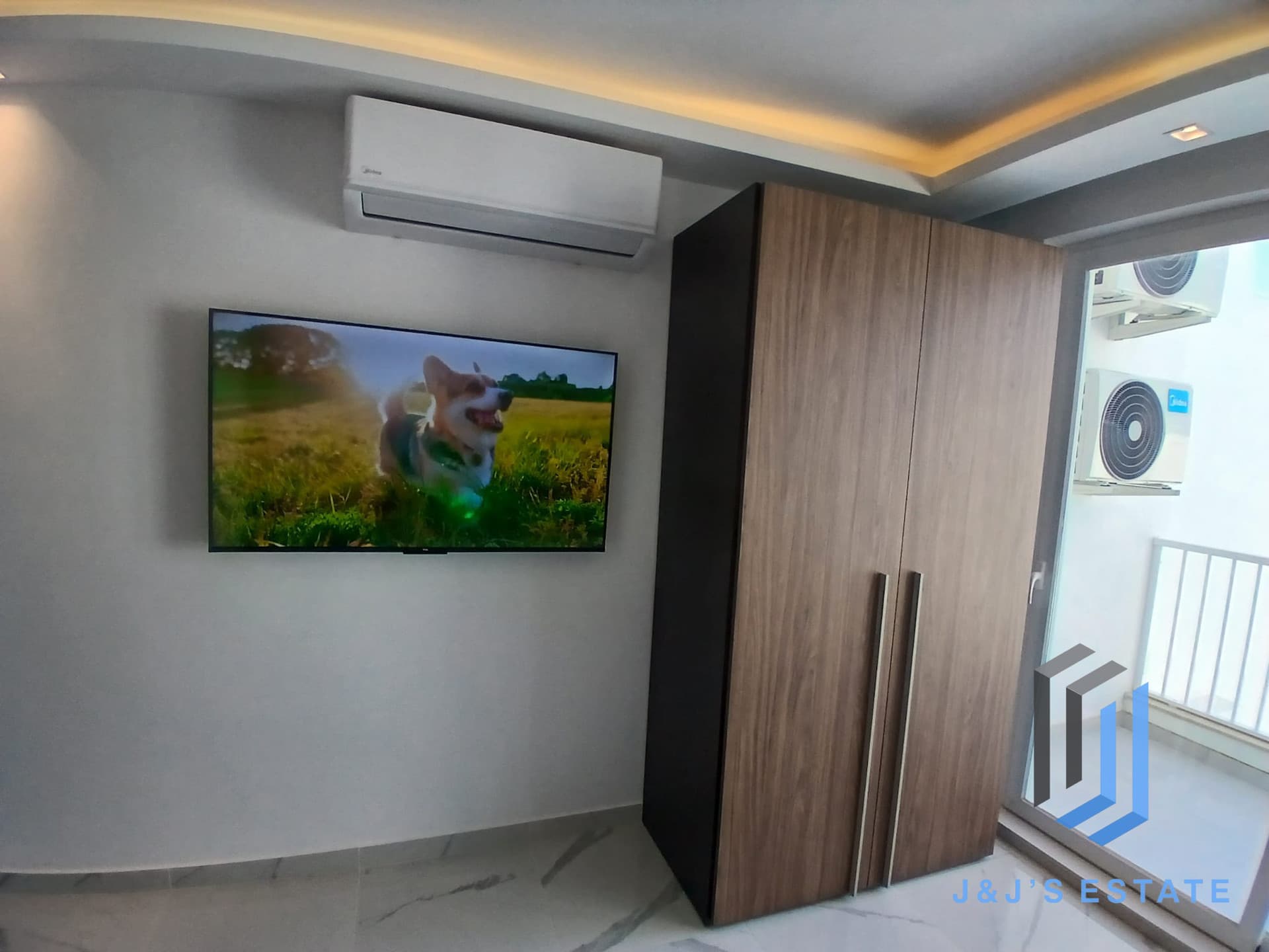 Gzira waterfront furnished 3 bedroom apartment for rent · 3