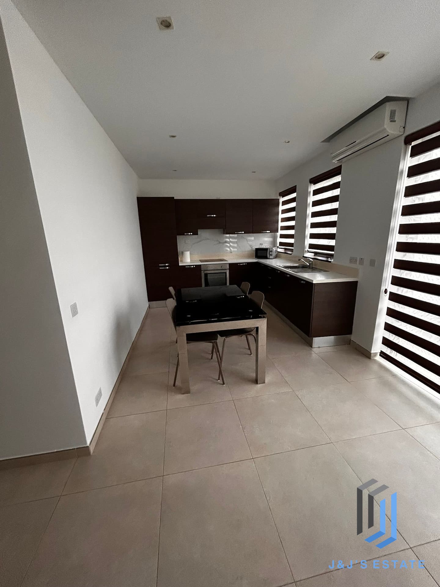 Swieqi Modern 3 Bedroom Apartment · 2
