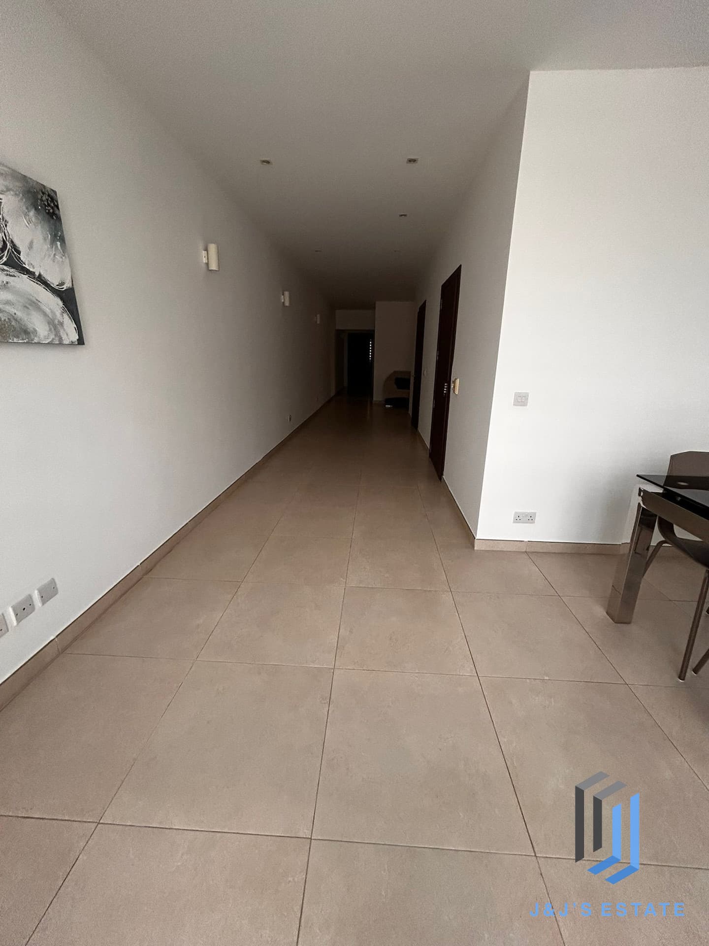 Swieqi Modern 3 Bedroom Apartment · 11
